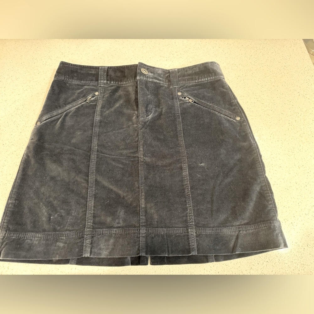 Athleta velvet skirt